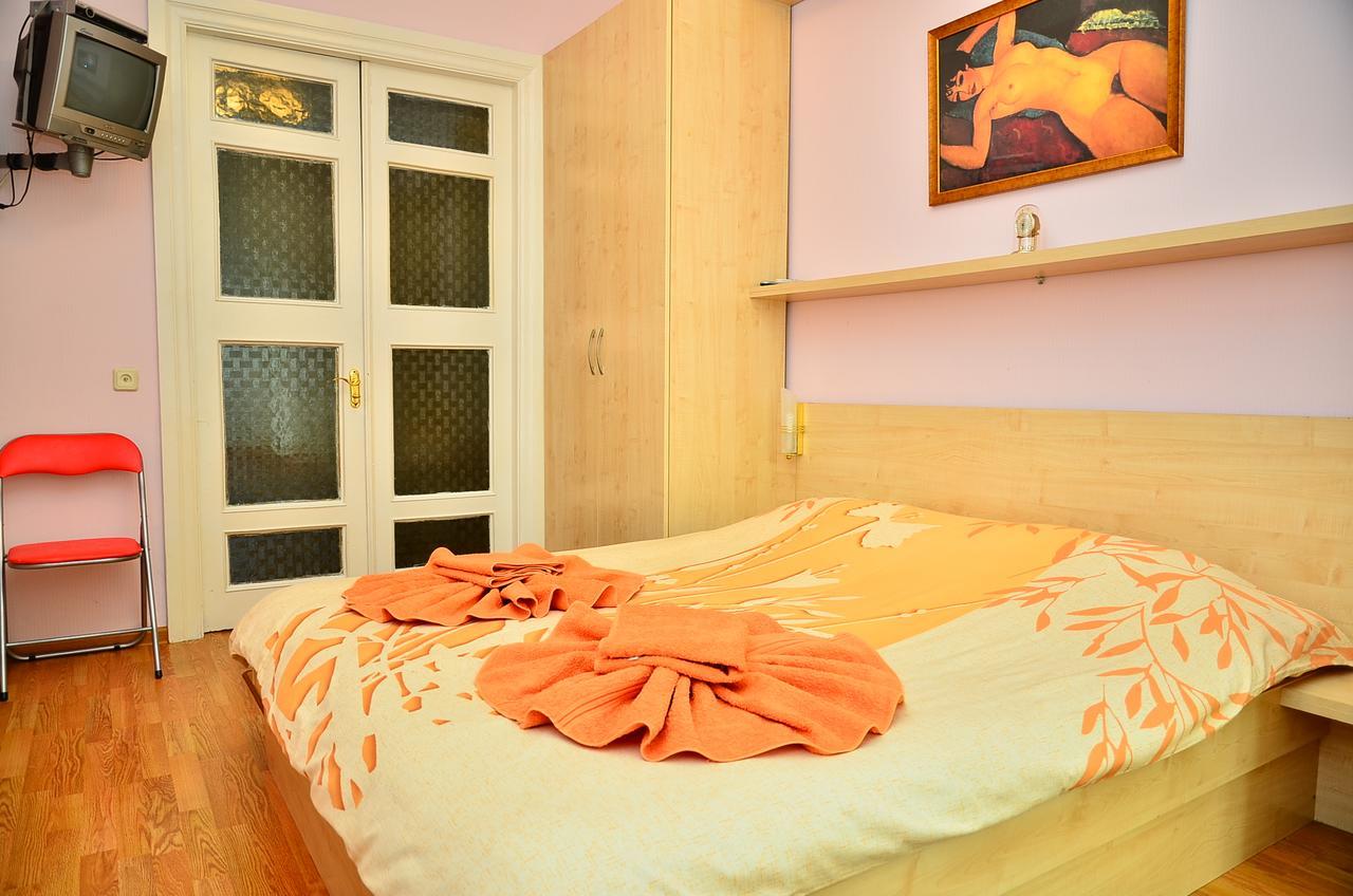 Bolshaya Vasilkovskaya 12 Apartment Kiev Exterior photo