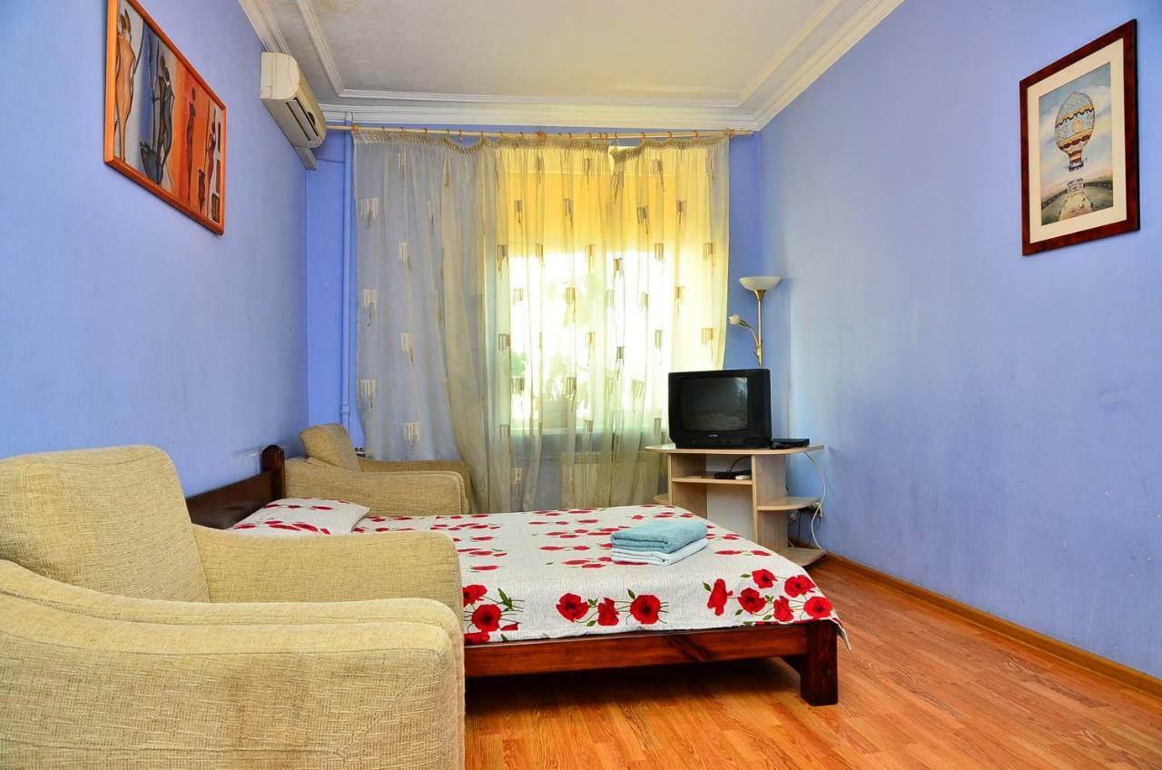 Bolshaya Vasilkovskaya 12 Apartment Kiev Exterior photo